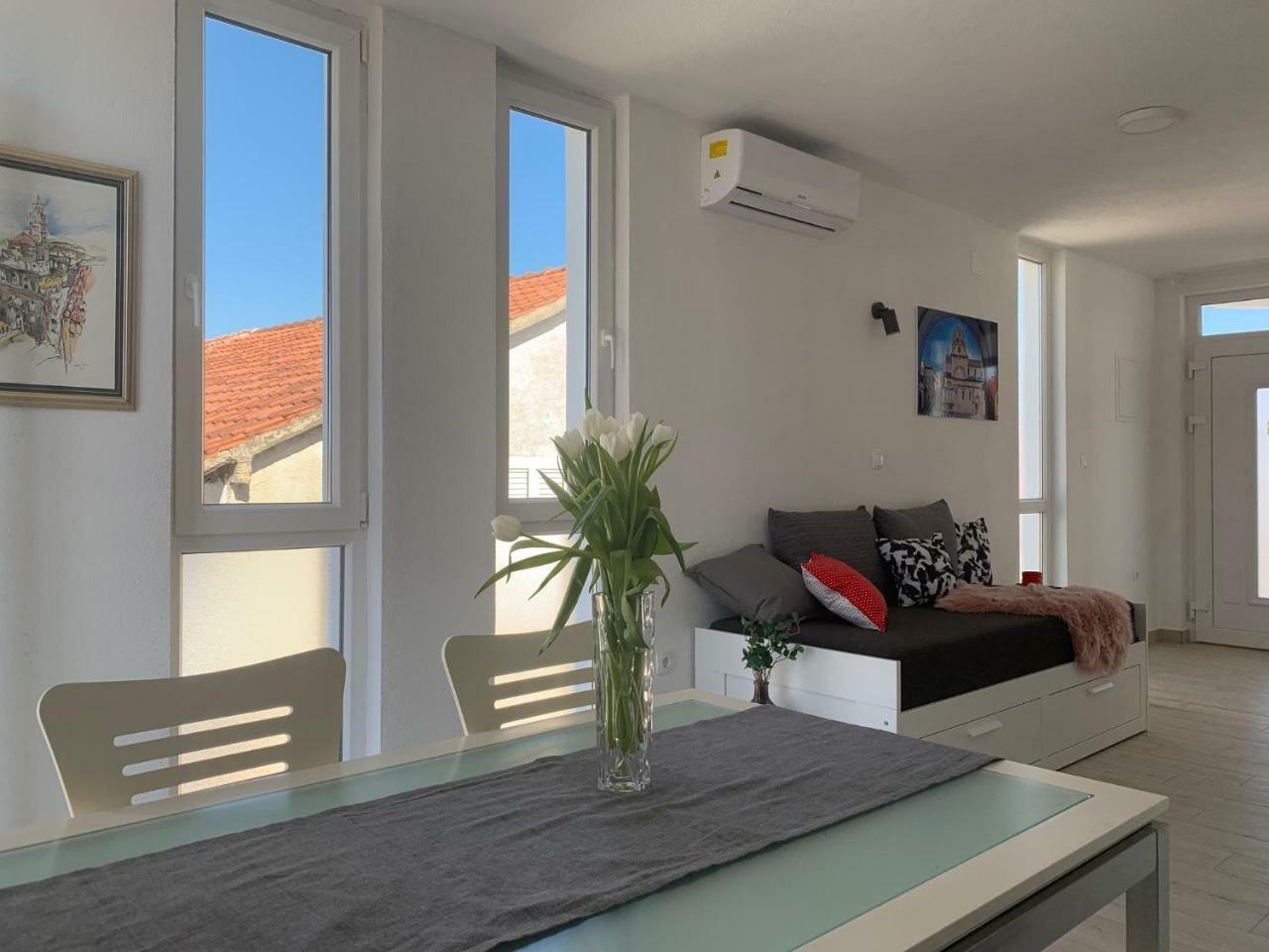 Modern Apartments Day Šibenik Dış mekan fotoğraf